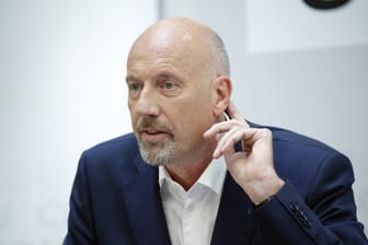 Carsten Meyer-Heder, Landesvorsitzender der Bremer CDU (Archivbild): Ist eine Zusammenarbeit mit der CDU auf Landesebene kein Problem?