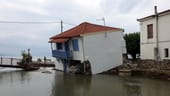 Horto in Griechenland: Das Unwetter hat ein Haus am Wasser zerstört.