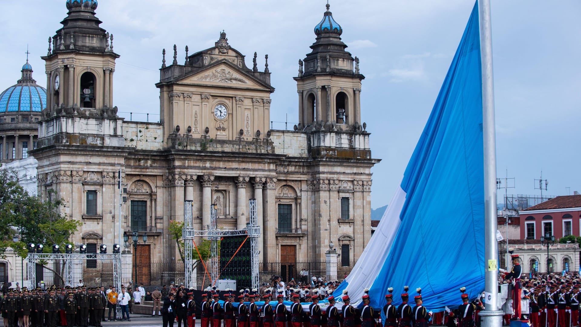 Guatemala-Stadt: Auch hier gibt es einige beeindruckende Bauten wie hier am "Central Plaza".