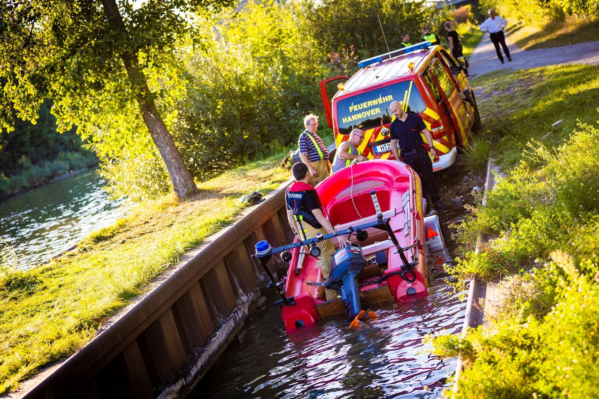 23-Jähriger ertrinkt in Mittellandkanal