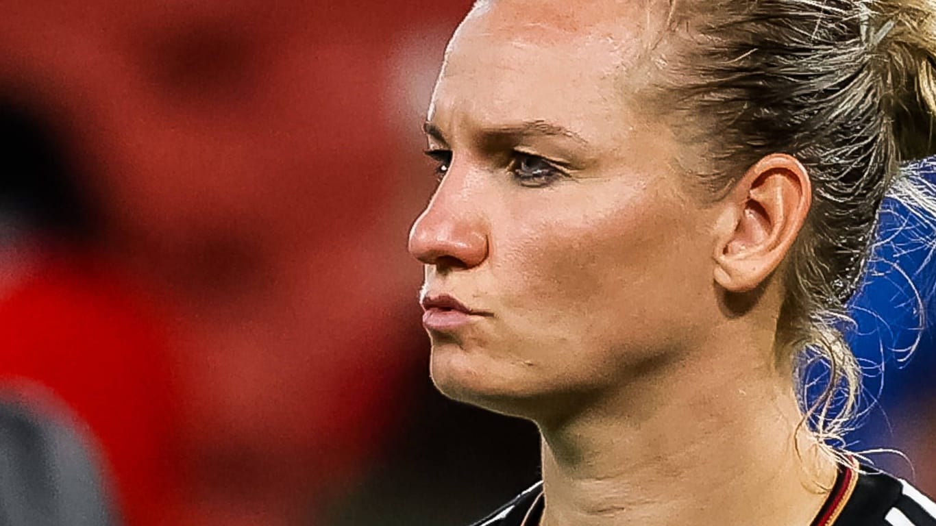 Alexandra Popp: Die DFB-Kapitänin schied mit Deutschland in der Vorrunde aus.