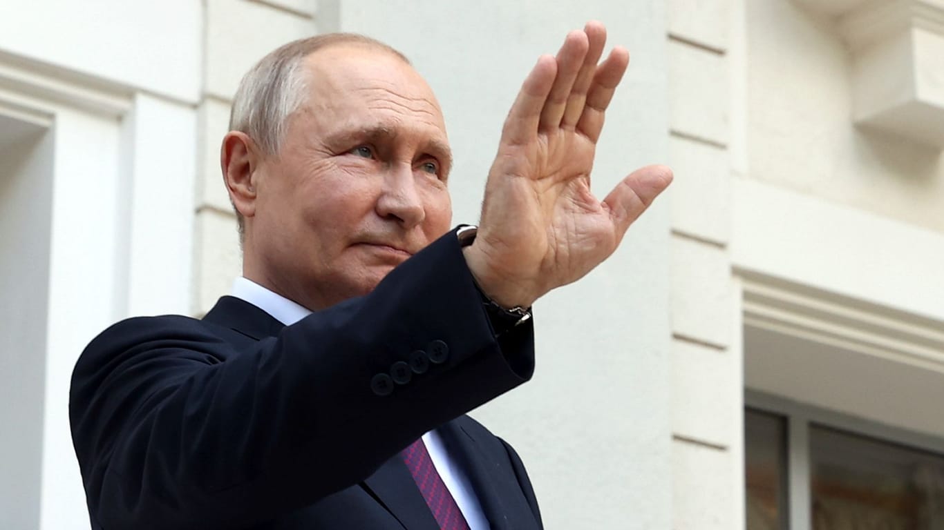 Der russische Diktator Wladimir Putin empfängt den türkischen Präsidenten in Sotschi.