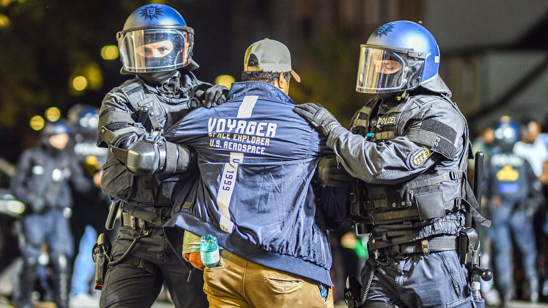 Der Polizeieinsatz am letzten Samstag (Archivbild): Ein geplantes Eritreer-Treffen in Stuttgart findet nicht statt.