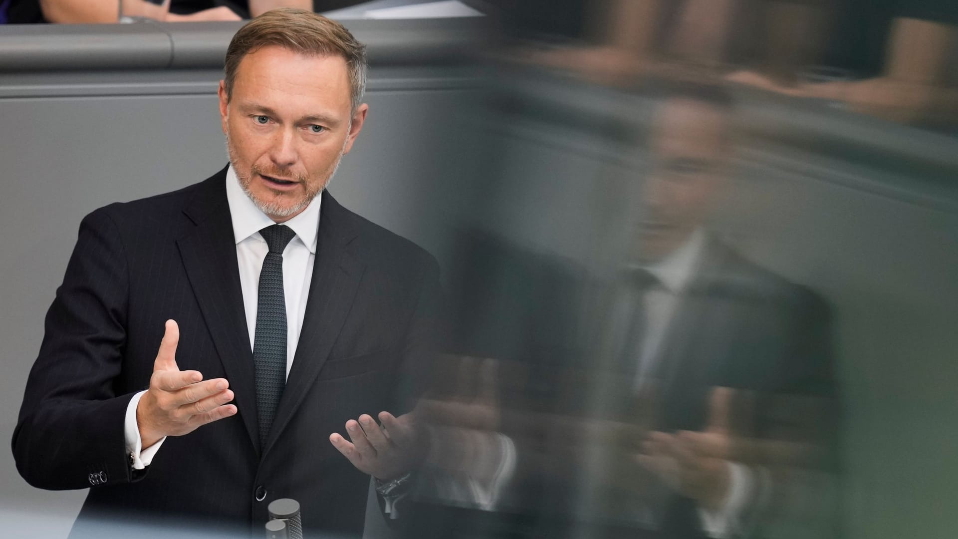 Finanzminister Christian Lindner (FDP): Bis Freitag berät der Bundestag noch über den Entwurf seines Haushaltsgesetzes.