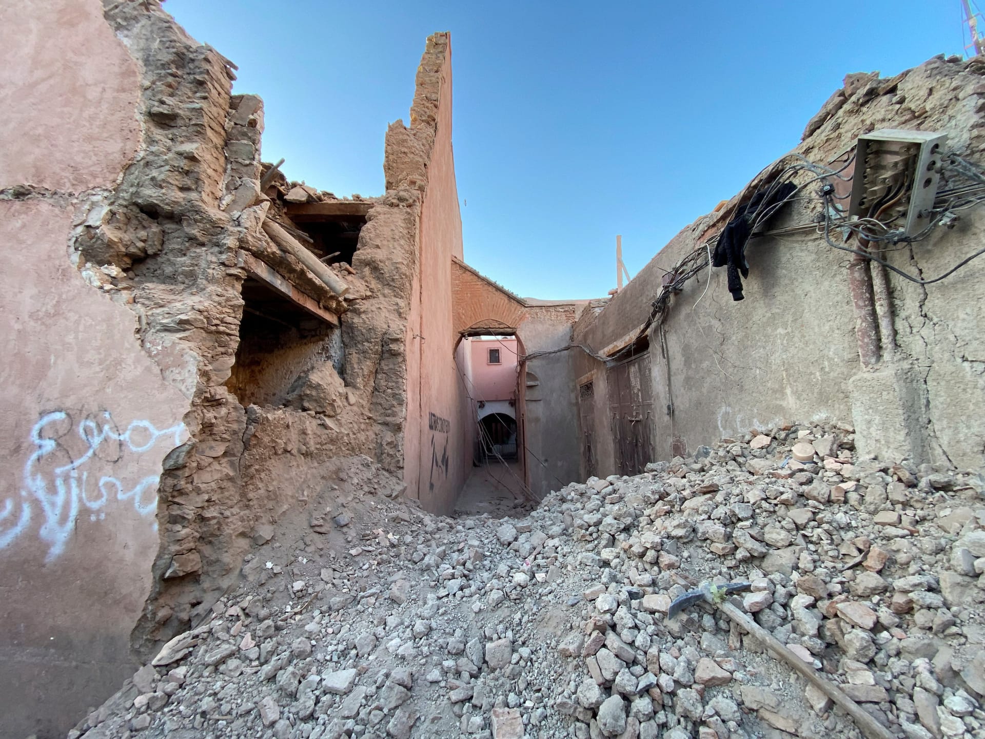 Schutt in Marrakesch: Auch Gebäude in der historischen Altstadt, die zum UNESCO-Weltkulturerbe gehört, wurde zerstört.