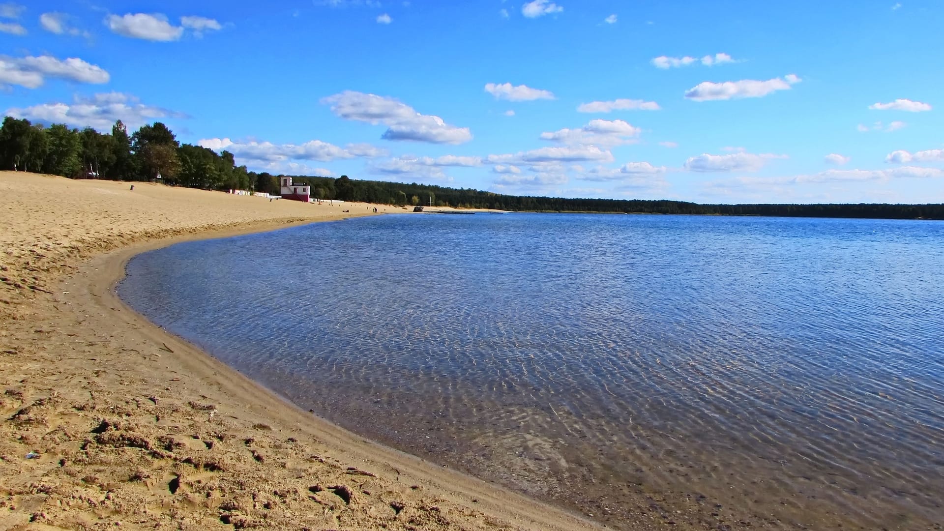 Der Helenesee in Brandenburg (Archivbild): Deutschlandweit belegt er bei der Umfrage Platz acht.