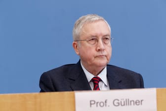 Manfred Güllner, Forsa-Chef (Archivbild): Besonders bei der FDP gebe es eine Abwanderung hin zur AfD.