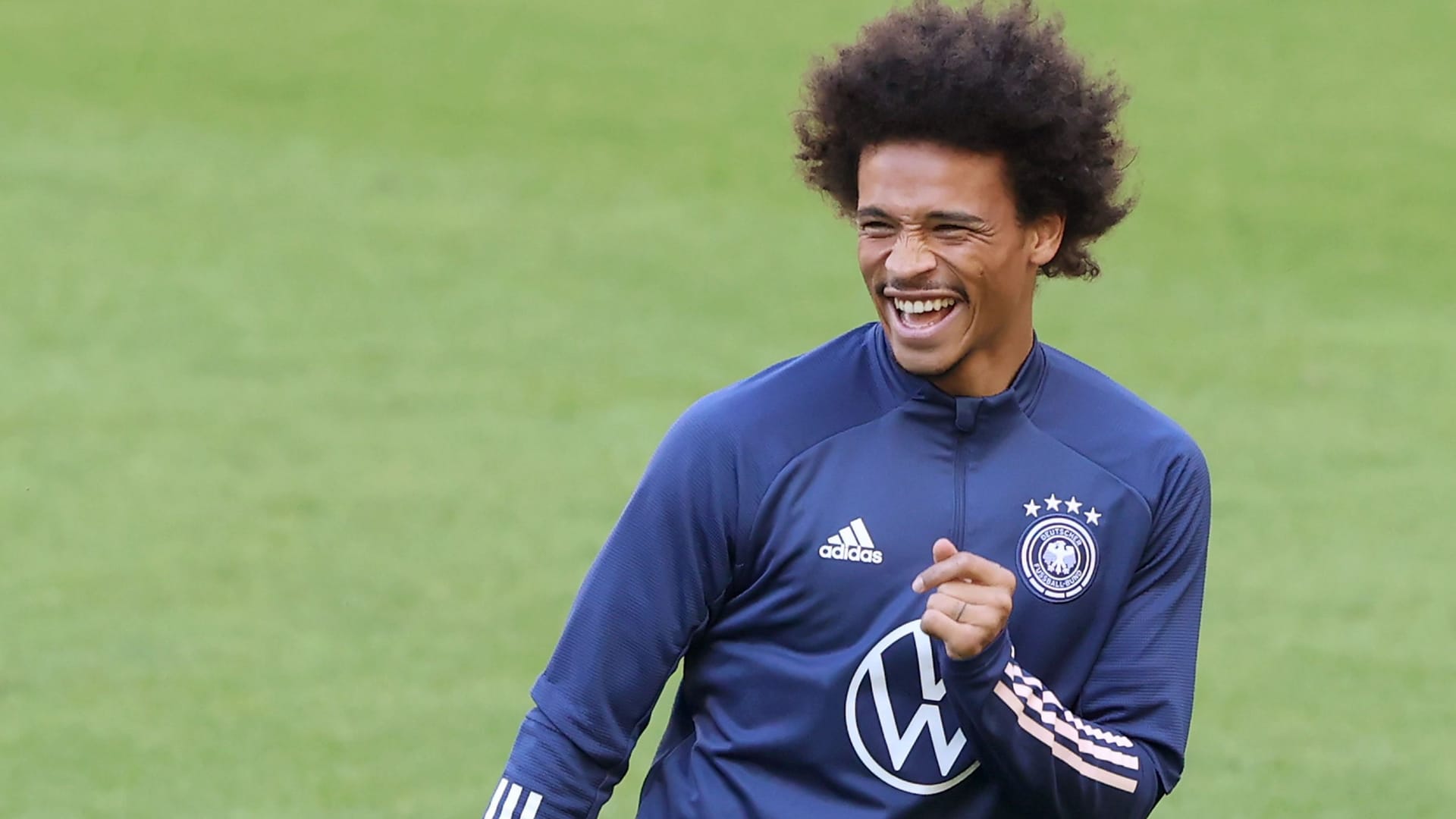 Leroy Sané: Der Offensivkünstler der deutschen Nationalelf ist Familienvater.