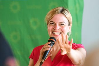 Katharina Schulze, Spitzenkandidatin für die Landtagswahl der Grünen in Bayern (Archivbild): Auf den Sozialen Medien tritt sie unter ihrem Spitznamen "Katha" auf.
