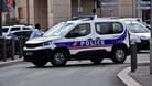 Polizeiauto in Frankreich (Symbolbild): Die Polizei konnte den Tatverdächtigen stellen.