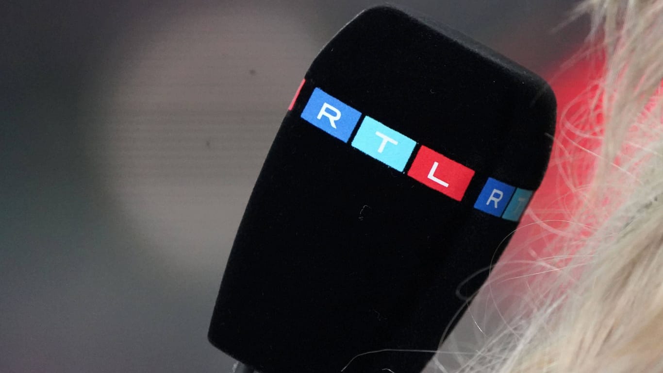 RTL-Mikrofon: Bei der Europa-League-Übertragung hatte der Streaming-Dienst des Senders Probleme.