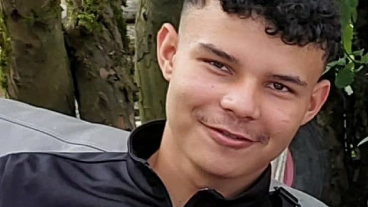 Die Polizei teilte ein Foto des 15-jährigen Justins.