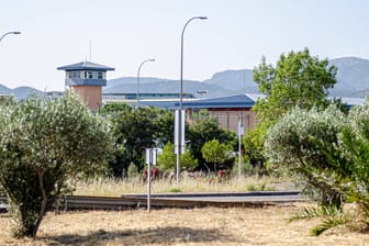 Das Gefängnis von Palma: Vier Deutsche sind noch in U-Haft, einer wurde jetzt freigelassen.