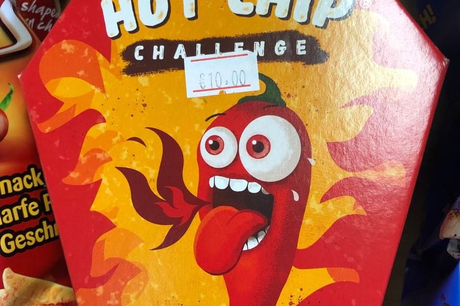 Sichergestellter "Hot Chip": Teilweise reicht schon das Berühren der Verpackung, um ein ungutes Gefühl auszulösen.