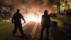 Eisenbahnstraße bei einer linken Protestaktion: Die Proteste richten sich gegen die Räumung eines besetzten Hauses.