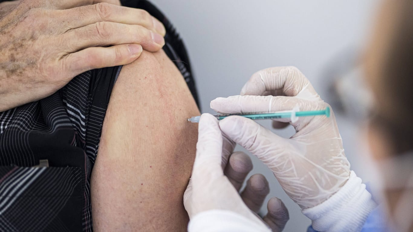 Neue Grippesaison: Experten mahnen zu zeitnahen Impfungen von Risikogruppen.