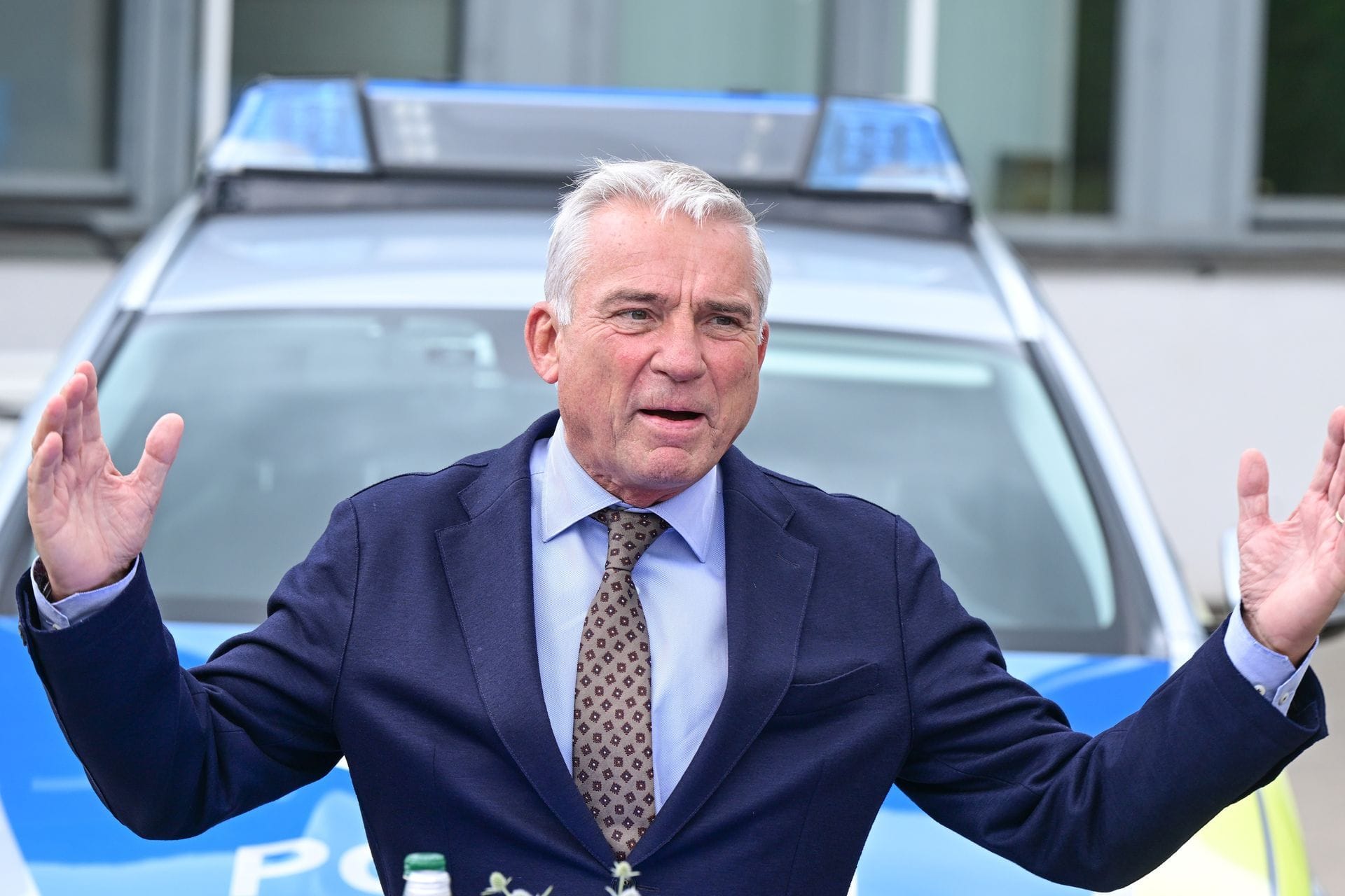 Thomas Strobl (CDU), Innenminister von Baden-Württemberg (Archivfoto): Er spricht von einem "Gewaltrausch gegen Polizisten".