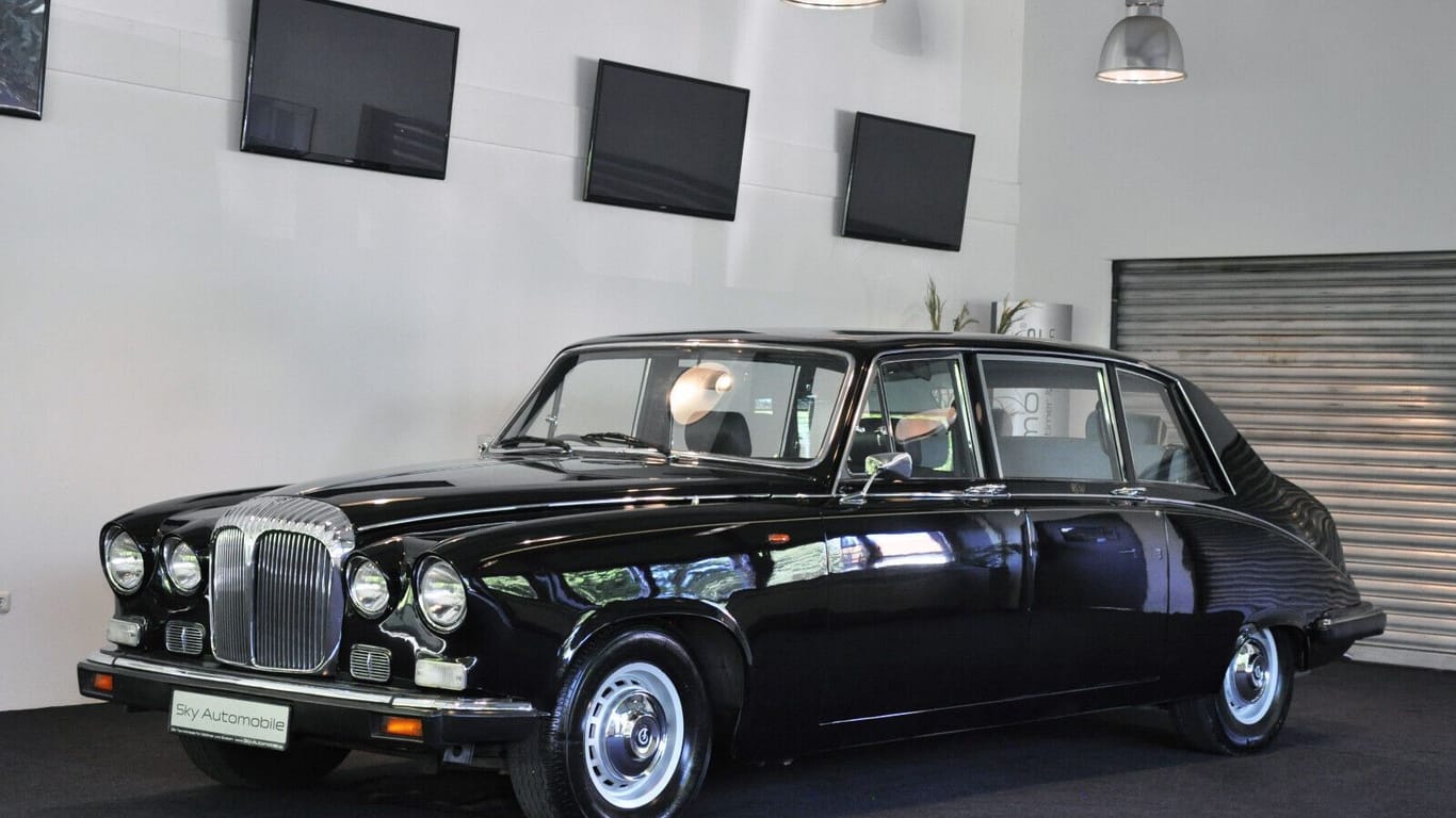 Roger Whittakers Jaguar Daimler DS 420: Der Startpreis des Oldtimers lag bei einem Euro.