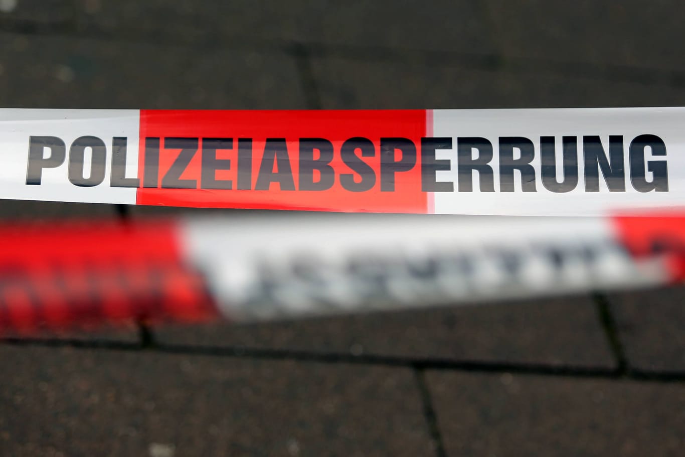 Ein Absperrband der Polizei: In Köln wurde ein Mitglied der "Pink Panther"-Bande festgenommen.