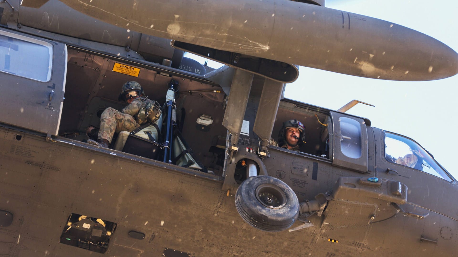 Polnische Elitetruppen bei einer militärischen Übung mit Black Hawk-Helikoptern (Archivbild).