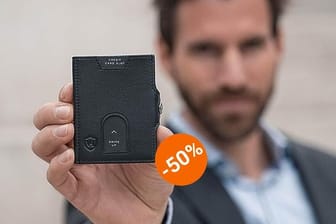 Aktuell bietet Amazon eine praktische Alternative zum klassischen Portemonnaie zum Sparpreis an.