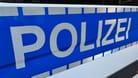 Streifenwagen Polizei (Symbolbild): In Gransee ist ein kleines Mädchen bei einem Unfall gestorben.
