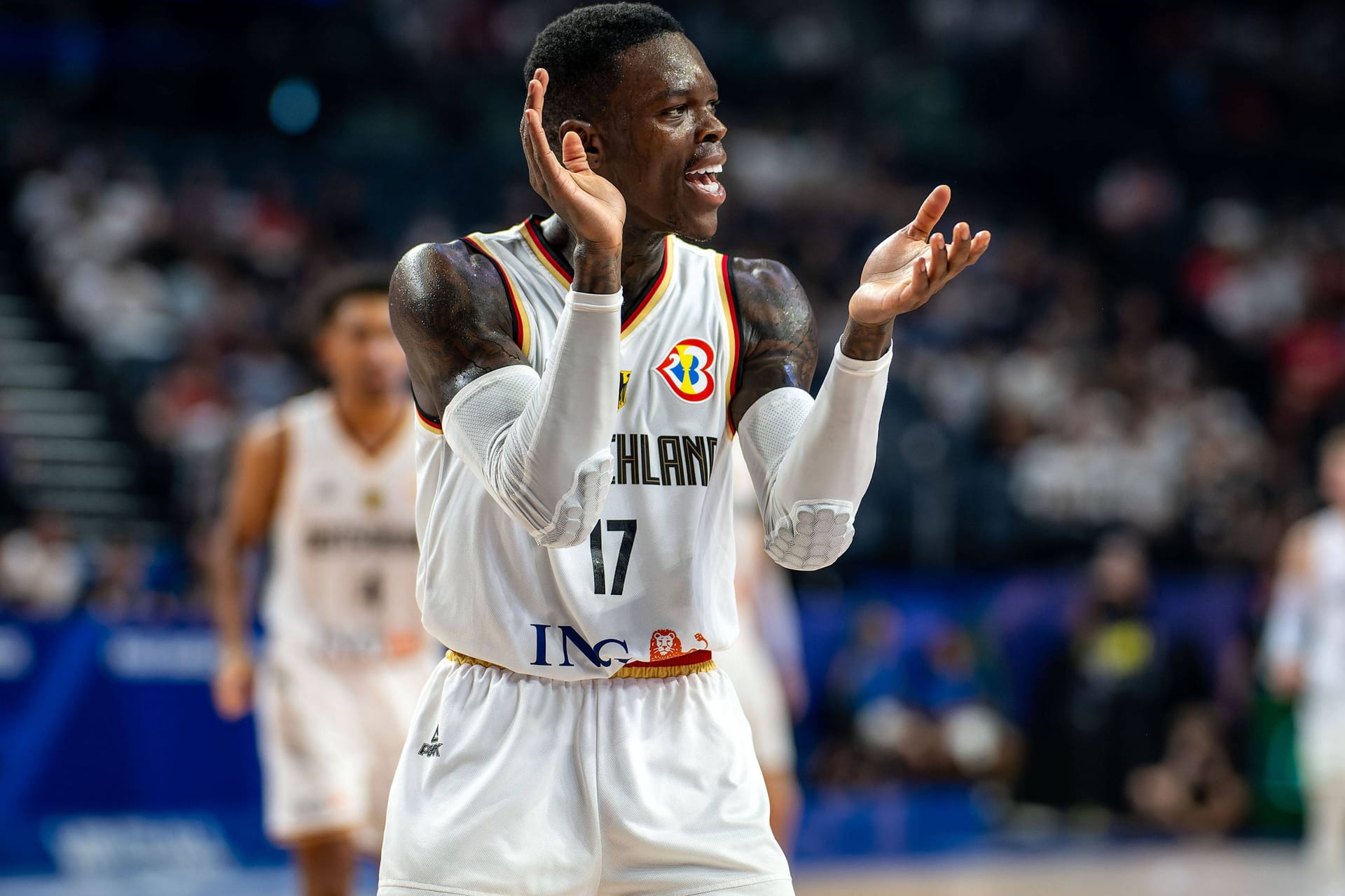 Dennis Schröder: Der deutsche Kapitän war voller Emotionen.