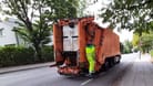 Müllwagen der Stadt Hamburg: Häufig besetzen Männer die Fahrzeuge - das soll ich ändern.