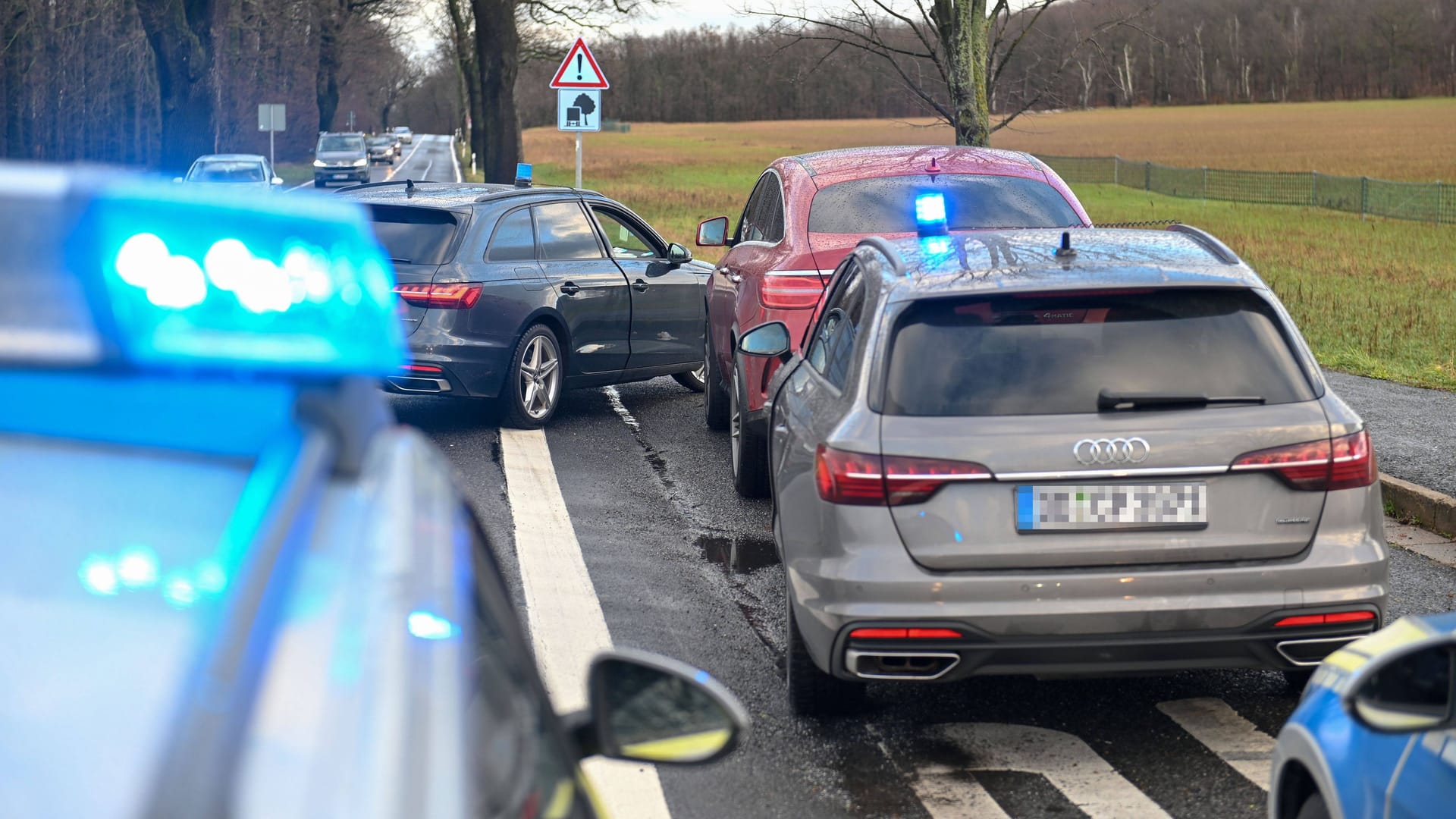 Polizei stoppt Autodieb: Die Zahl der Autodiebstähle stieg im vergangenen Jahr um 25 Prozent.