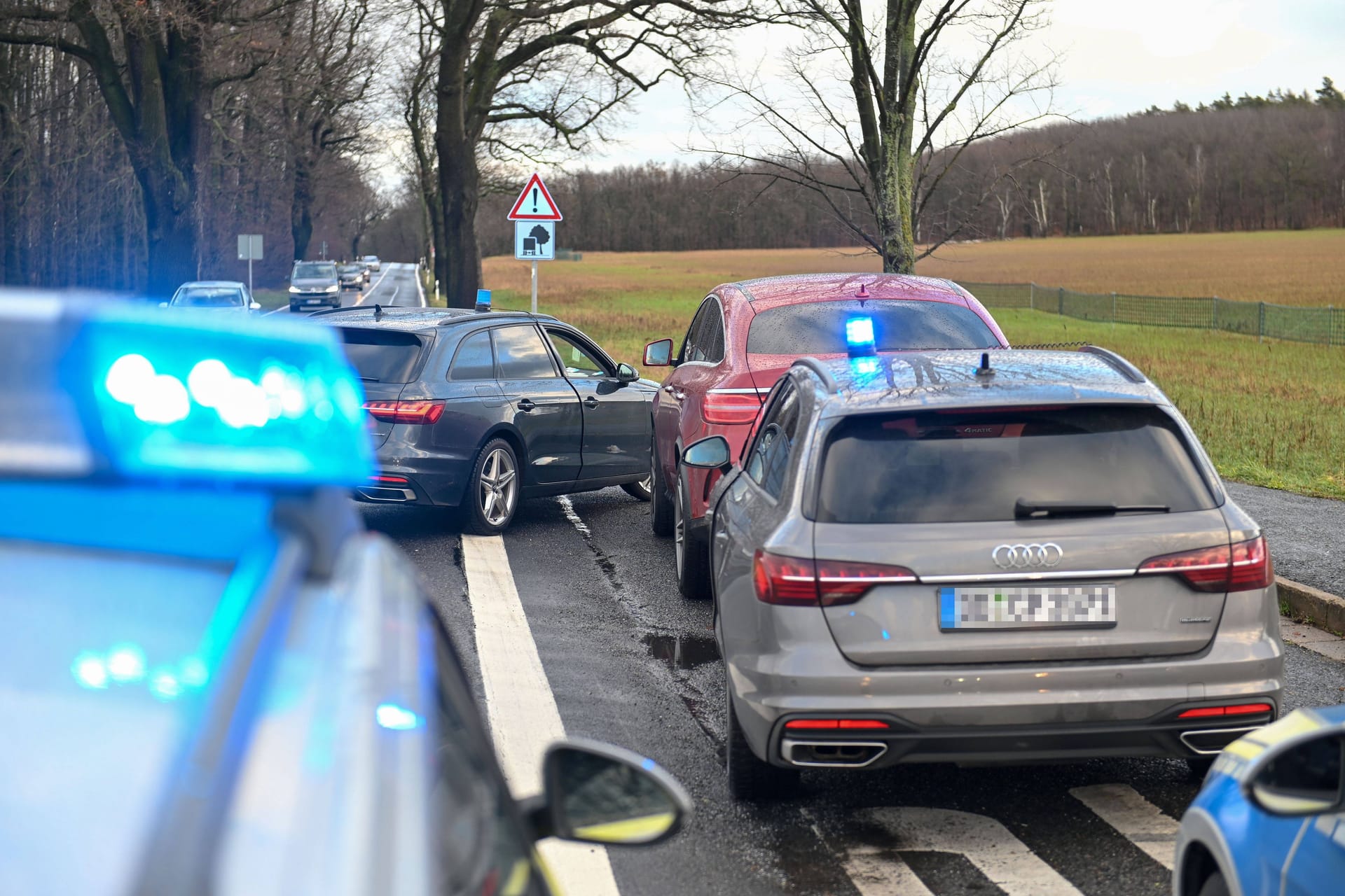 Polizei stoppt Autodieb: Die Zahl der Autodiebstähle stieg im vergangenen Jahr um 25 Prozent.