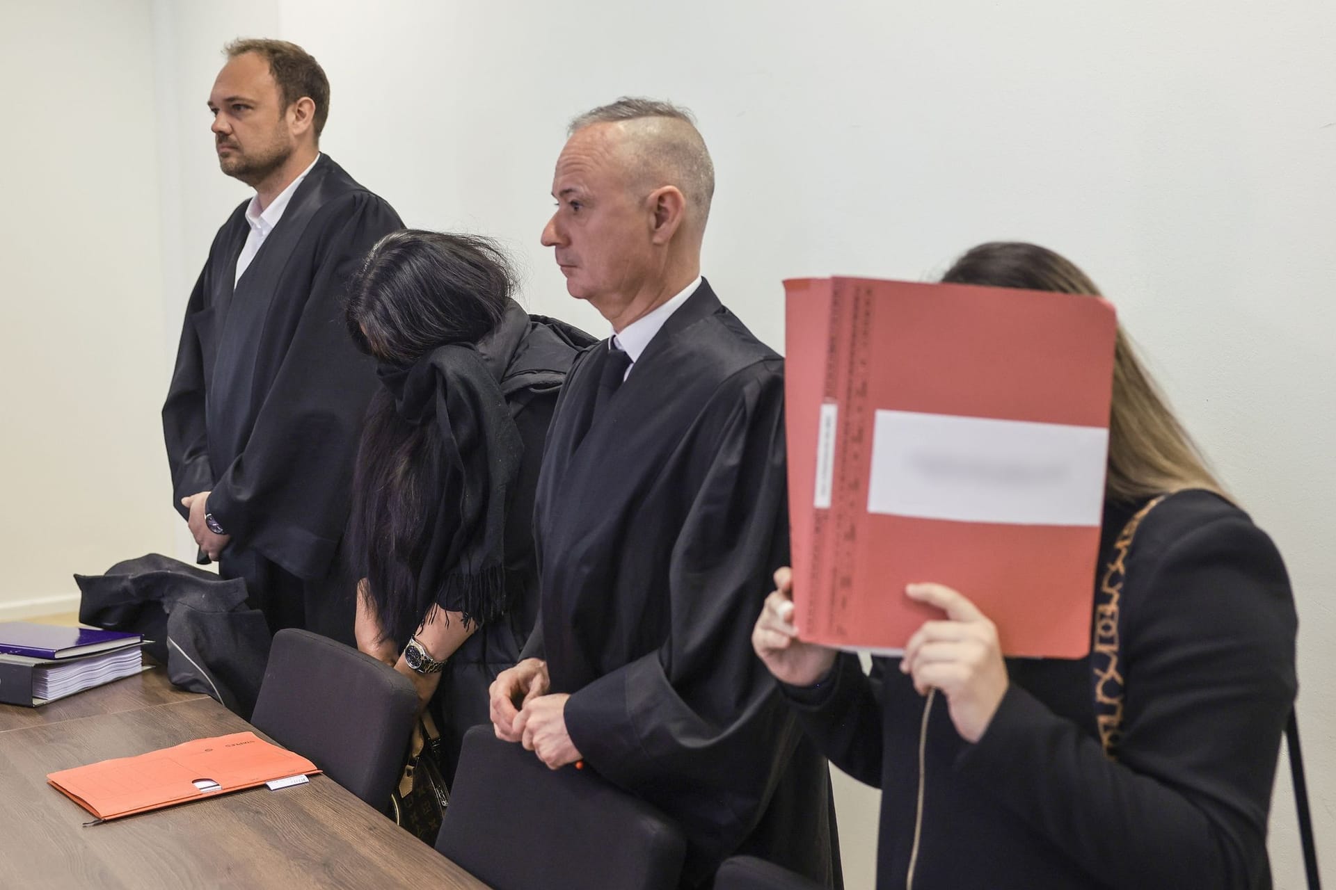 Zweijähriger erstickt: Prozess gegen Tagesmütter