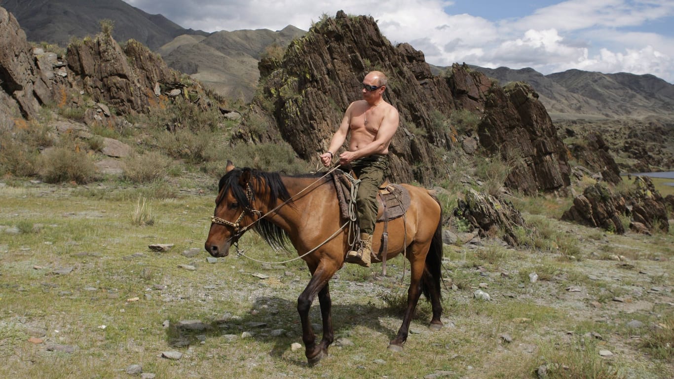 Wladimir Putin (Archivbild): Der Machthaber präsentiert sich gerne als gesund und sportlich.