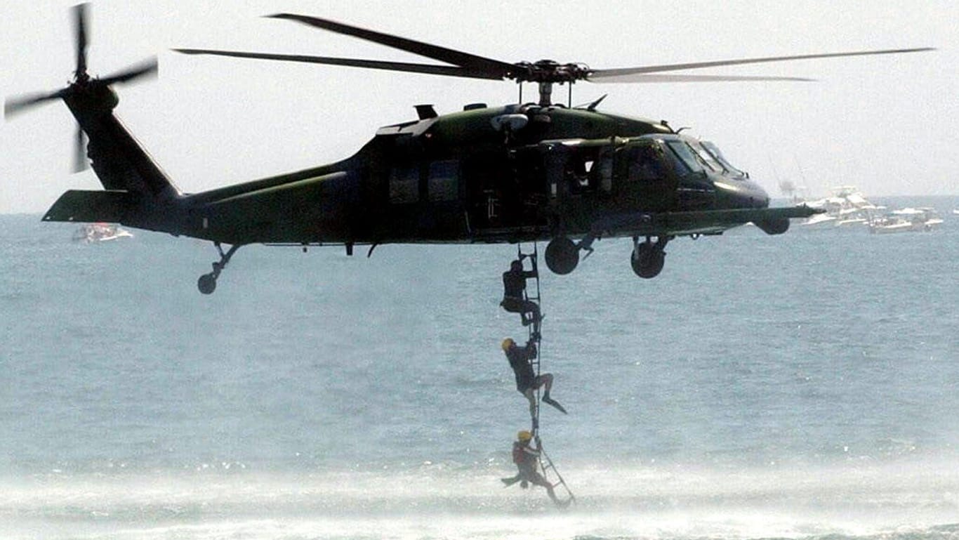 Navy Seals bei einer Vorführung: Das berühmte Team Six schaltete 2011 Osama bin Laden aus.
