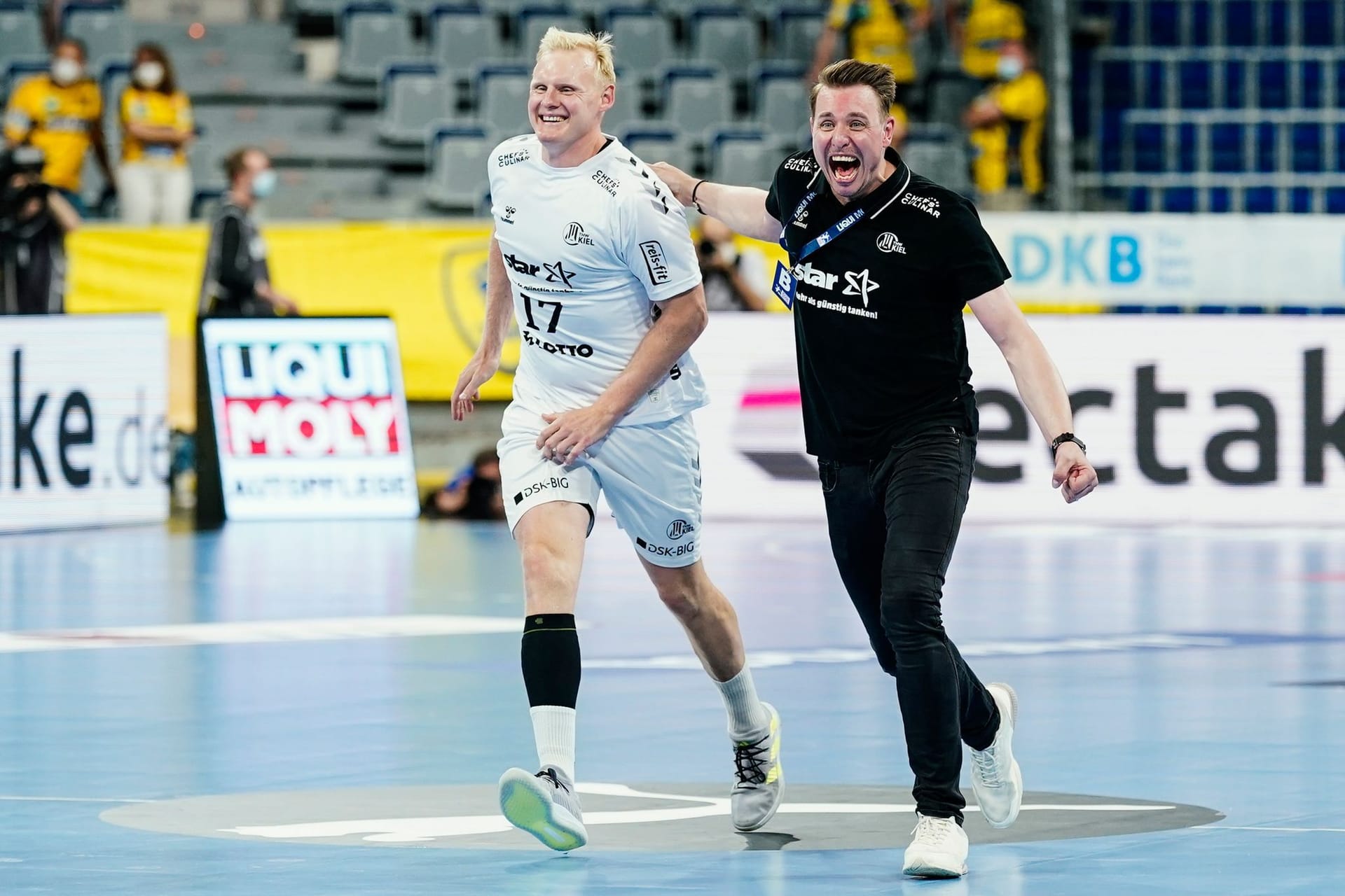 Patrick Wiencek und Filip Jicha beim THW Kiel