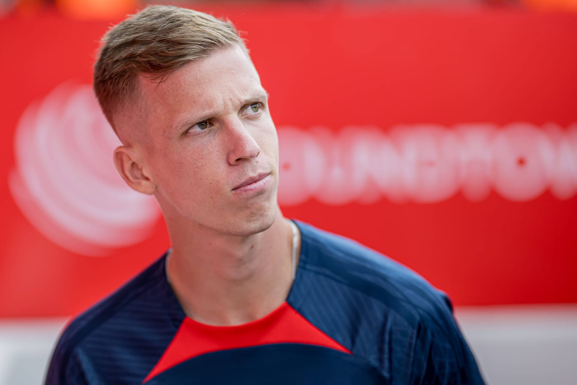 Dani Olmo: Er ist aktuell verletzt und laboriert an einer Knieverletzung.