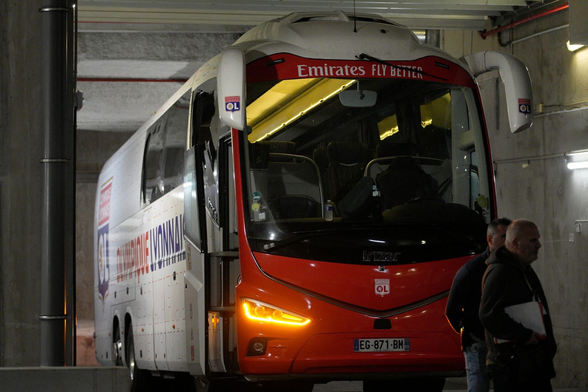 Mannschaftsbus von Olympique Lyon