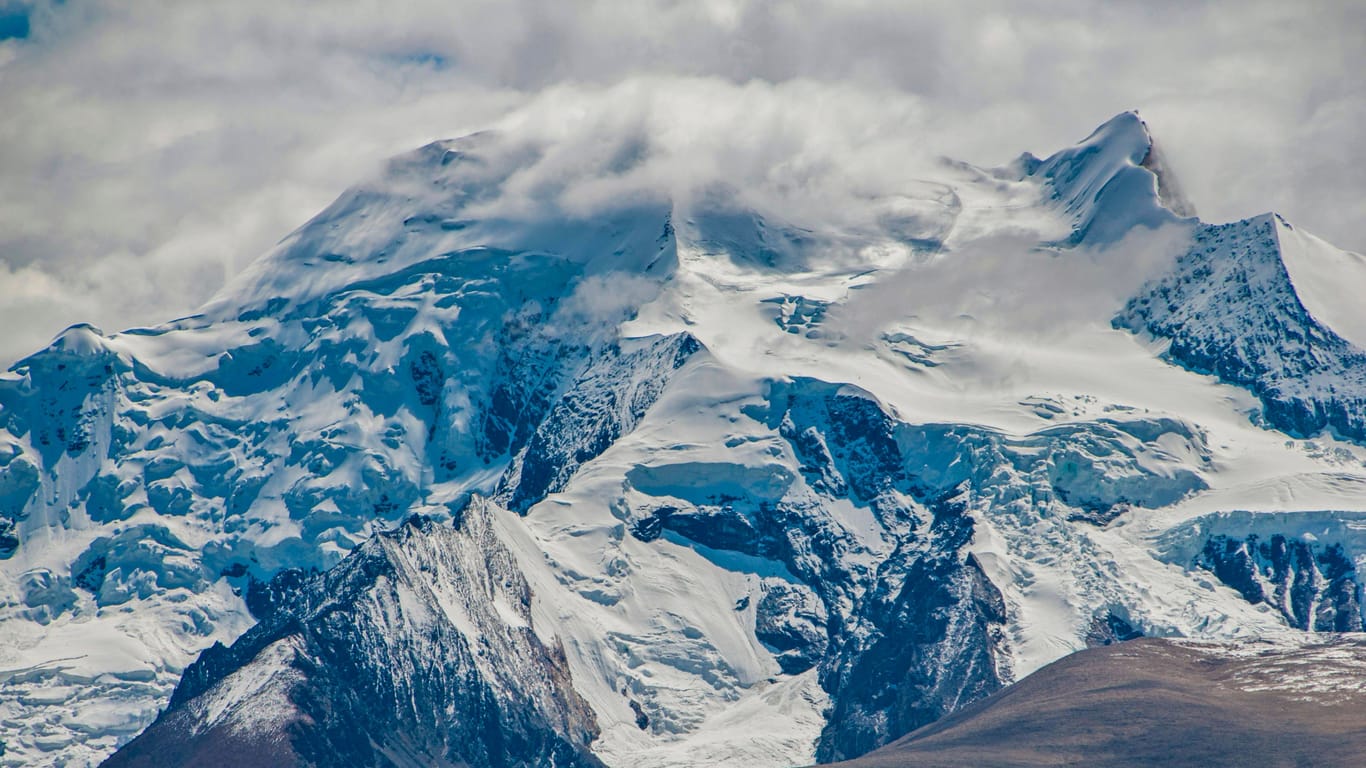 Der Berg Shishapangma (Archivbild): Mit 8027 Metern ist er der kleinste der 14 8000er-Gipfel.