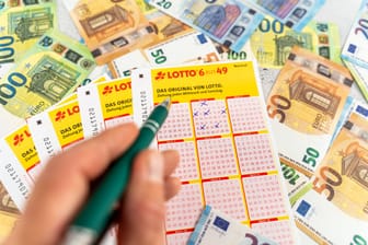 Ein Lottoschein. Bei einem großen Gewinn bietet Westlotto Beratungsgespräche an.