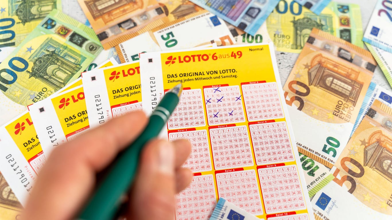 Ein Lottoschein. Bei einem großen Gewinn bietet Westlotto Beratungsgespräche an.