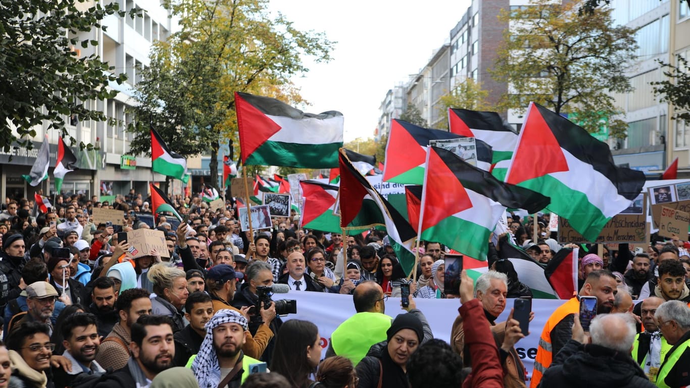 Pro-Palästina Kundgebung in Düsseldorf