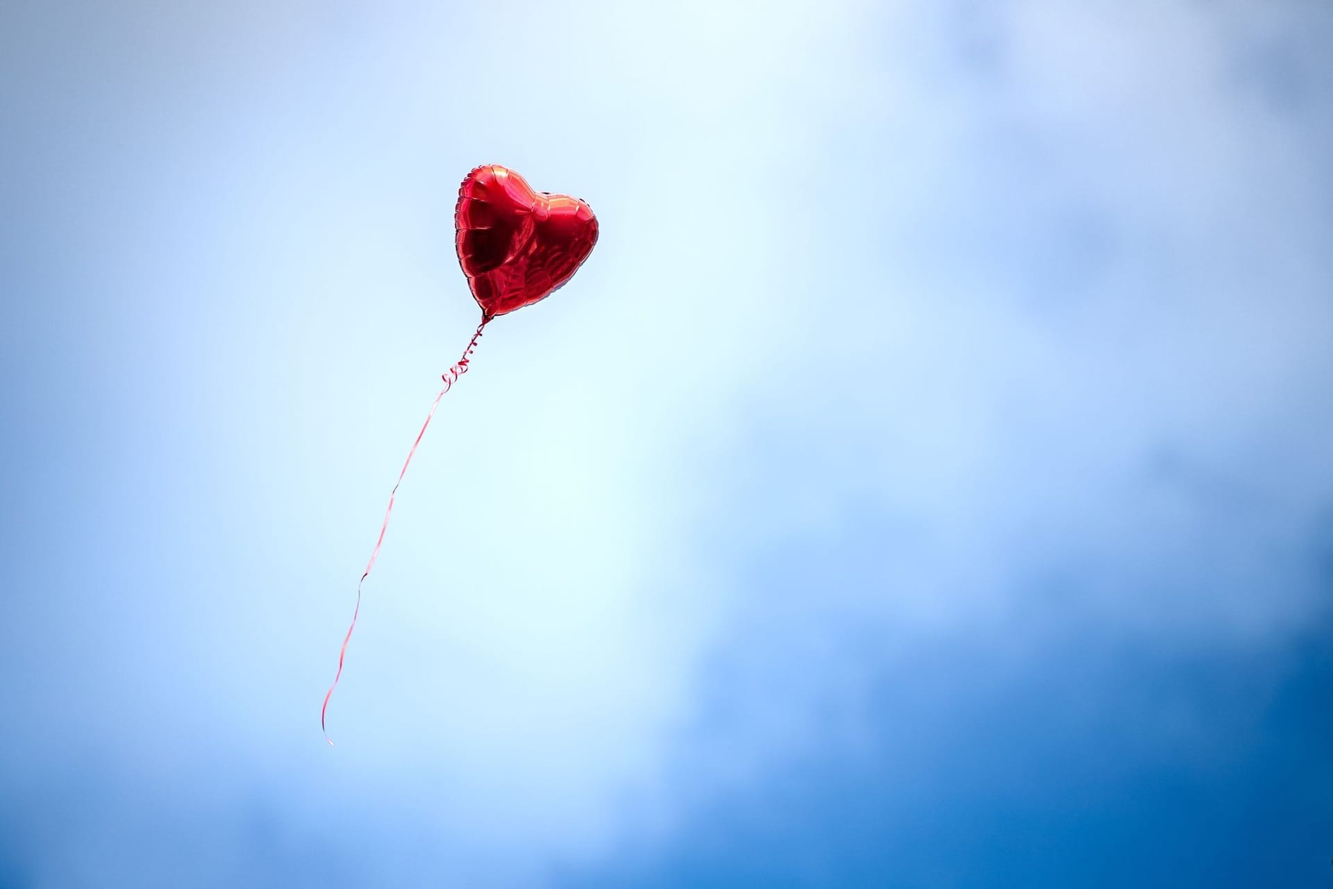 Herzballon am Himmel Herzballon am Himmel