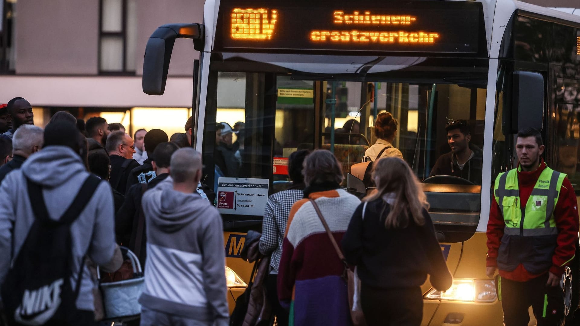 Bahnsperrung im Ruhrgebiet Bahnsperrung im Ruhrgebiet