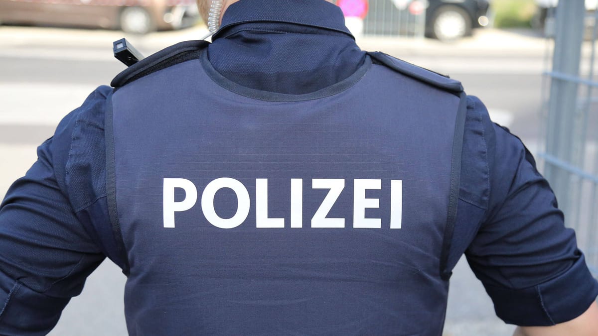 19-jähriger Radfahrer bei Uunfall in Hohenfelde schwer verletzt