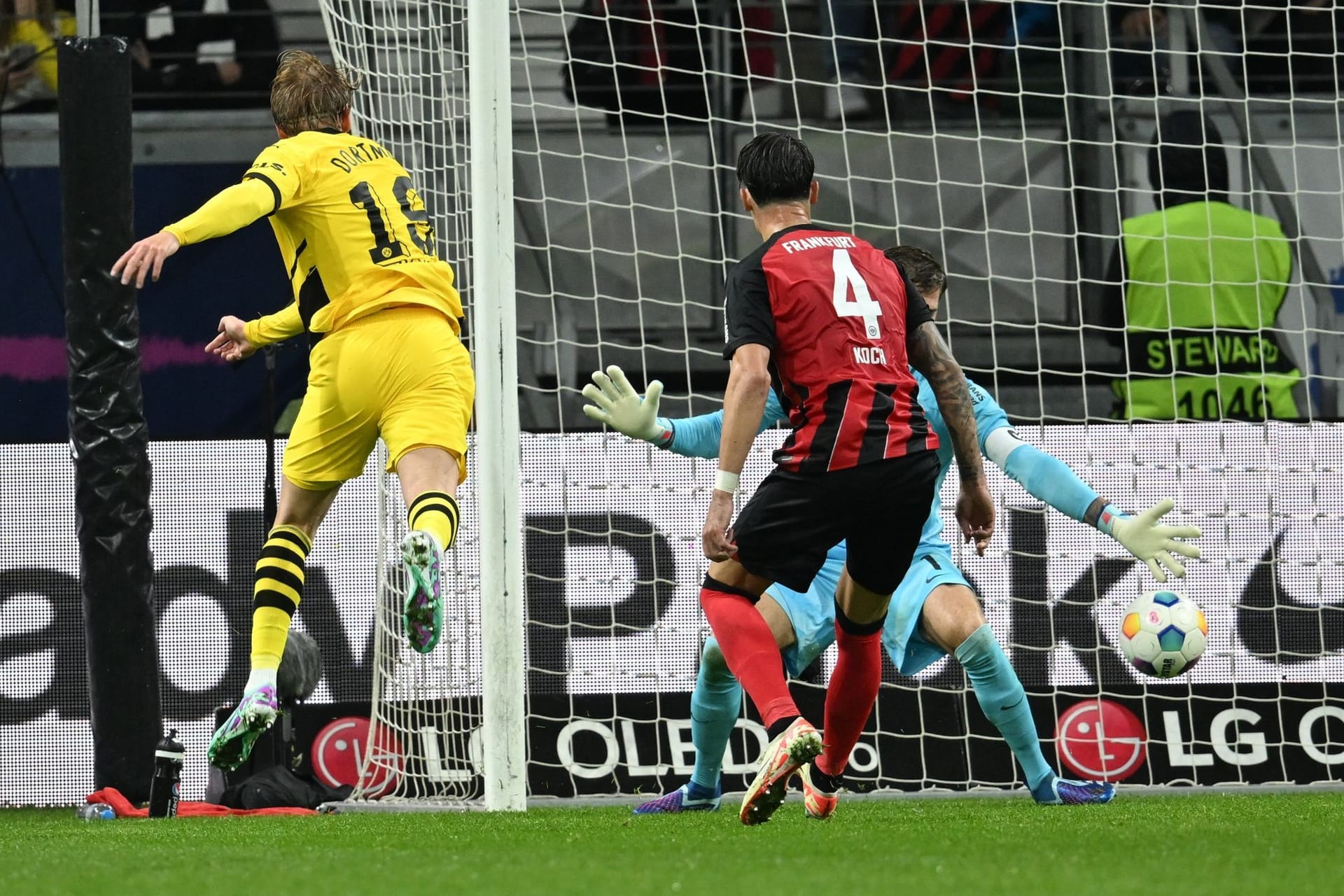 Eintracht Frankfurt - Borussia Dortmund