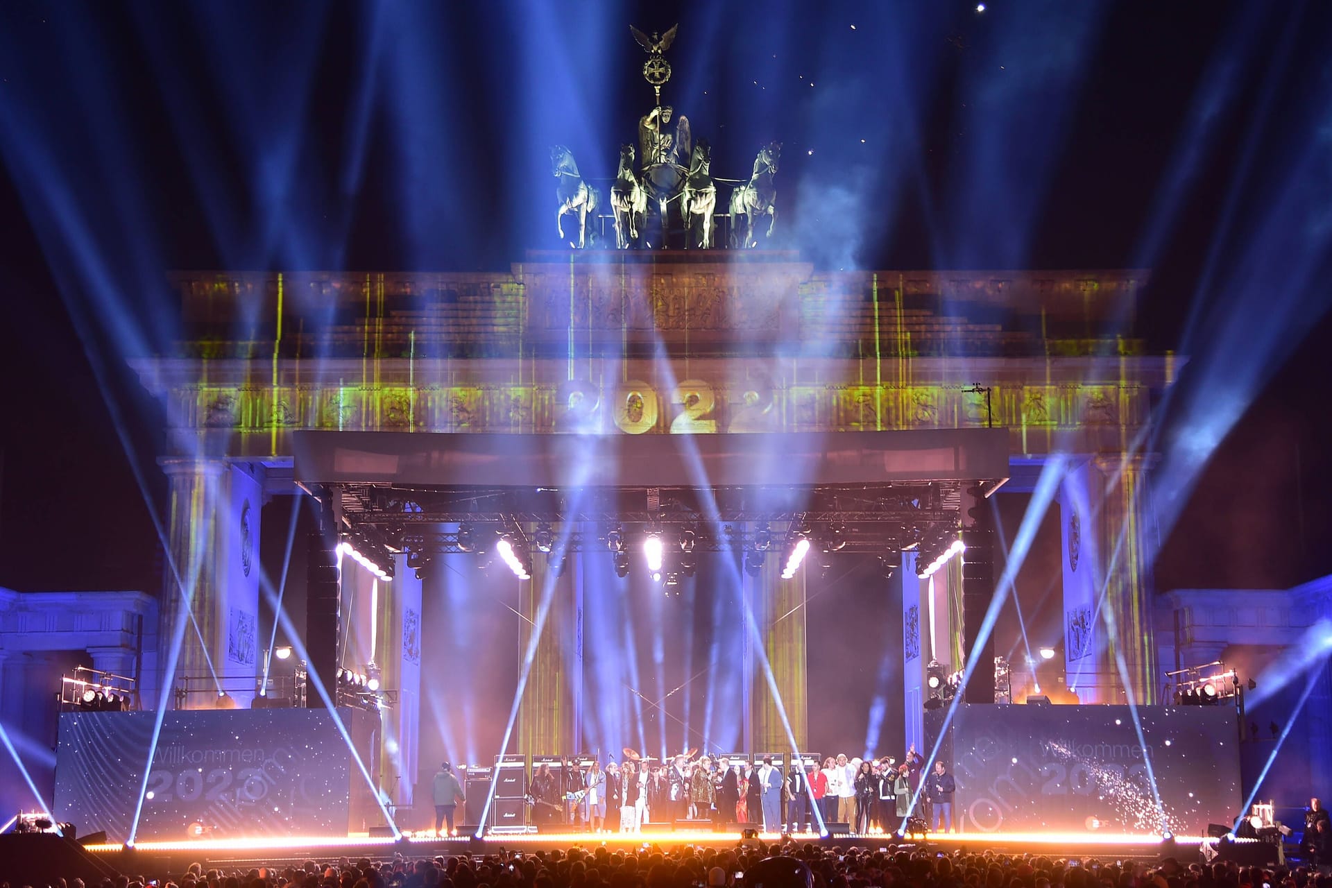 Silvester am Brandenburger Tor 2022 (Archivfoto): Feiern in diesem Jahr wieder Tausende eine rauschende Party?