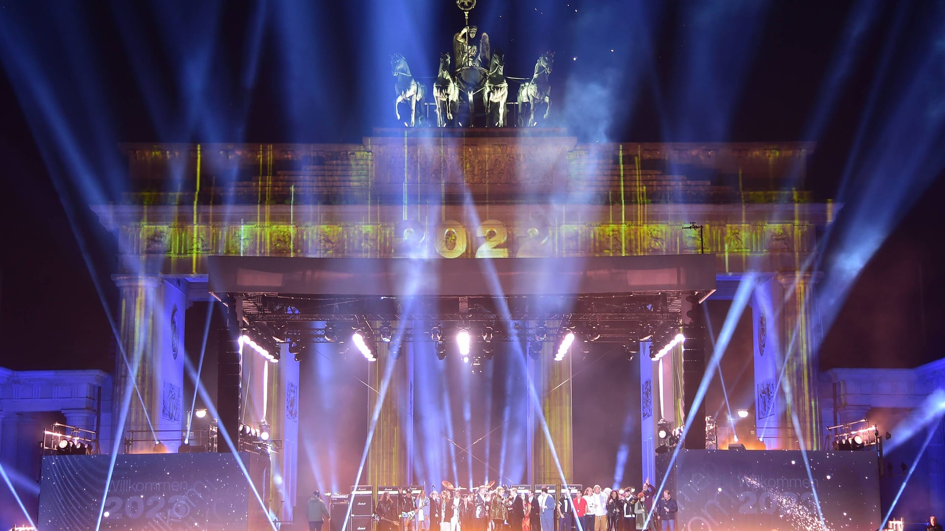 Silvester am Brandenburger Tor 2022 (Archivfoto): Feiern in diesem Jahr wieder Tausende eine rauschende Party?