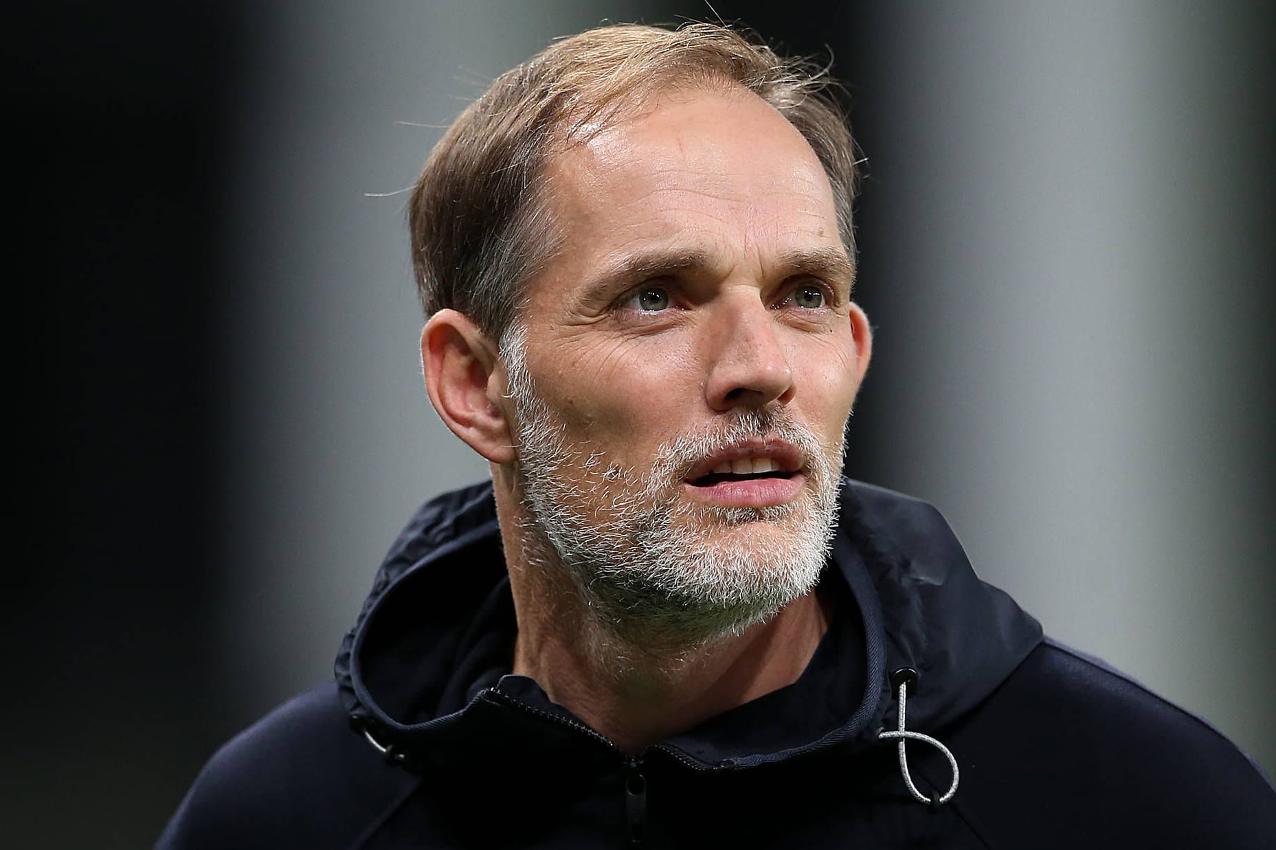 Kritischer Blick: Bayern-Trainer Thomas Tuchel.