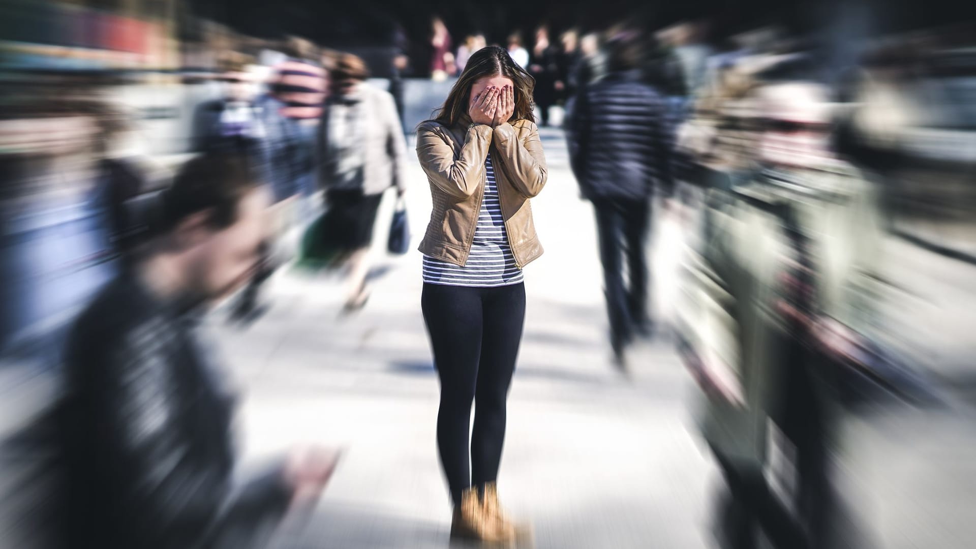 Stress im Job ist ein Blutdrucktreiber. Einige Berufsgruppen sind besonders gefährdet.