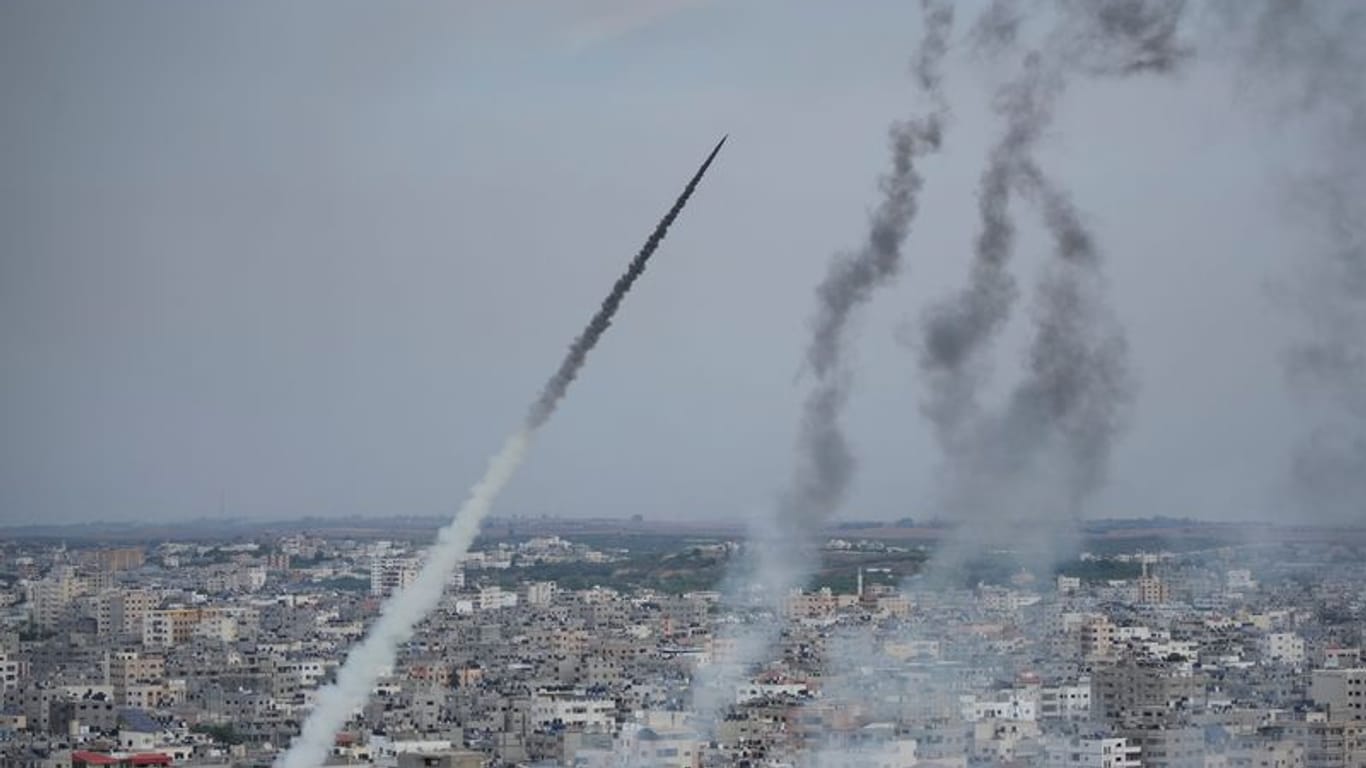 Raketenangriffe aus dem Gazastreifen auf Israel: Die terroristischen Hamas werden von dem islamischen Regime im Iran unterstützt.