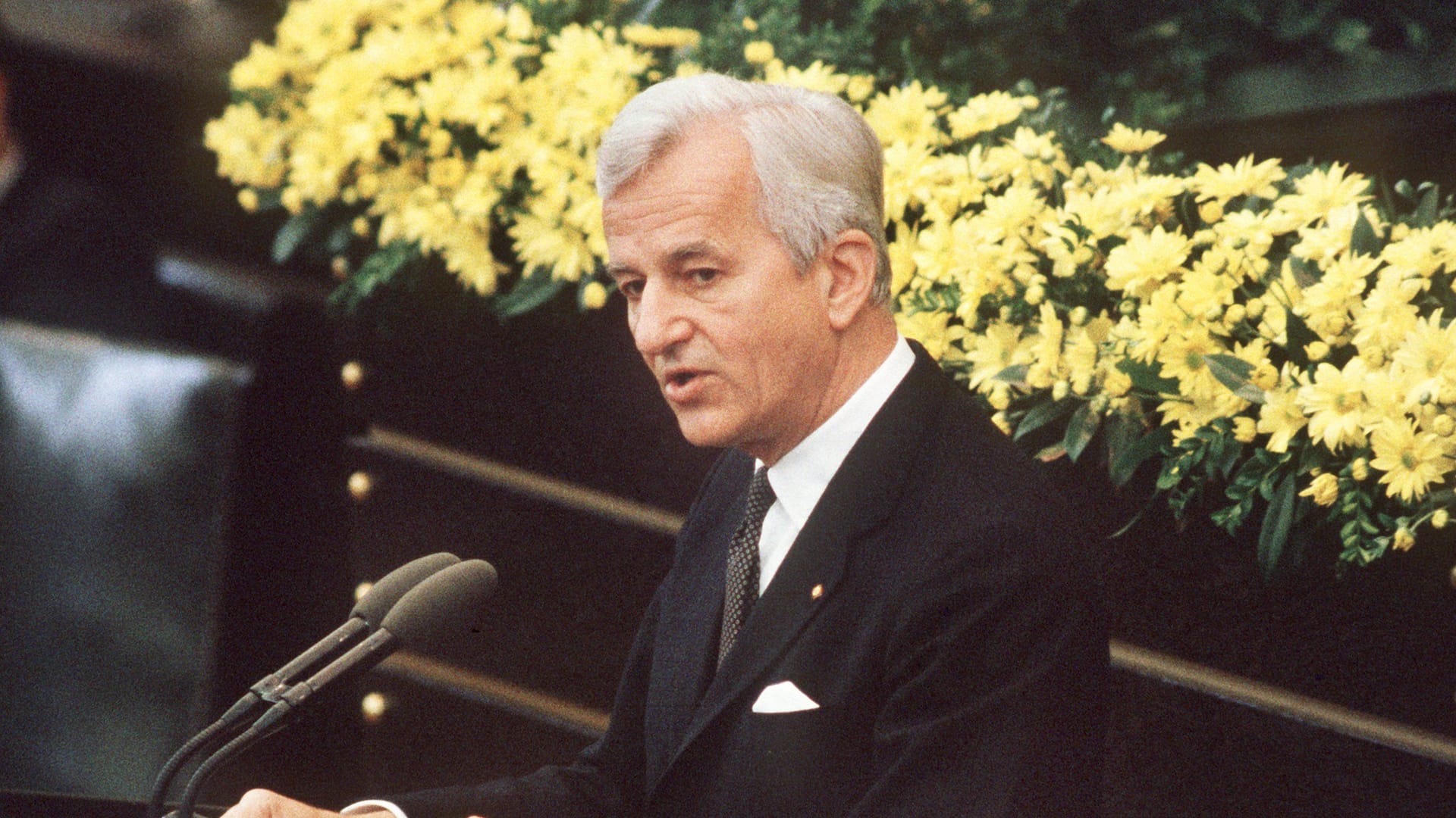 Richard von Weizsäcker: Der Bundespräsident hielt 1985 eine historische Rede Weltkriegsende.